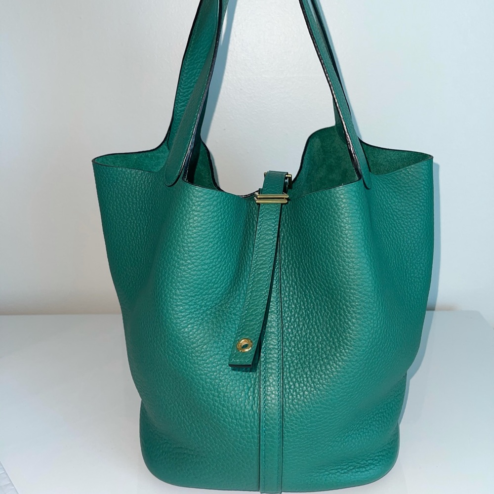 Hermès Picotin Lock 22 in Green - Picture 5 of 10